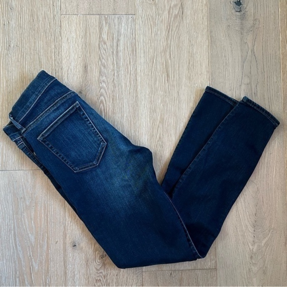 Gap Resolution True Skinny Jean High Waisted Size 29R in Dark Wash